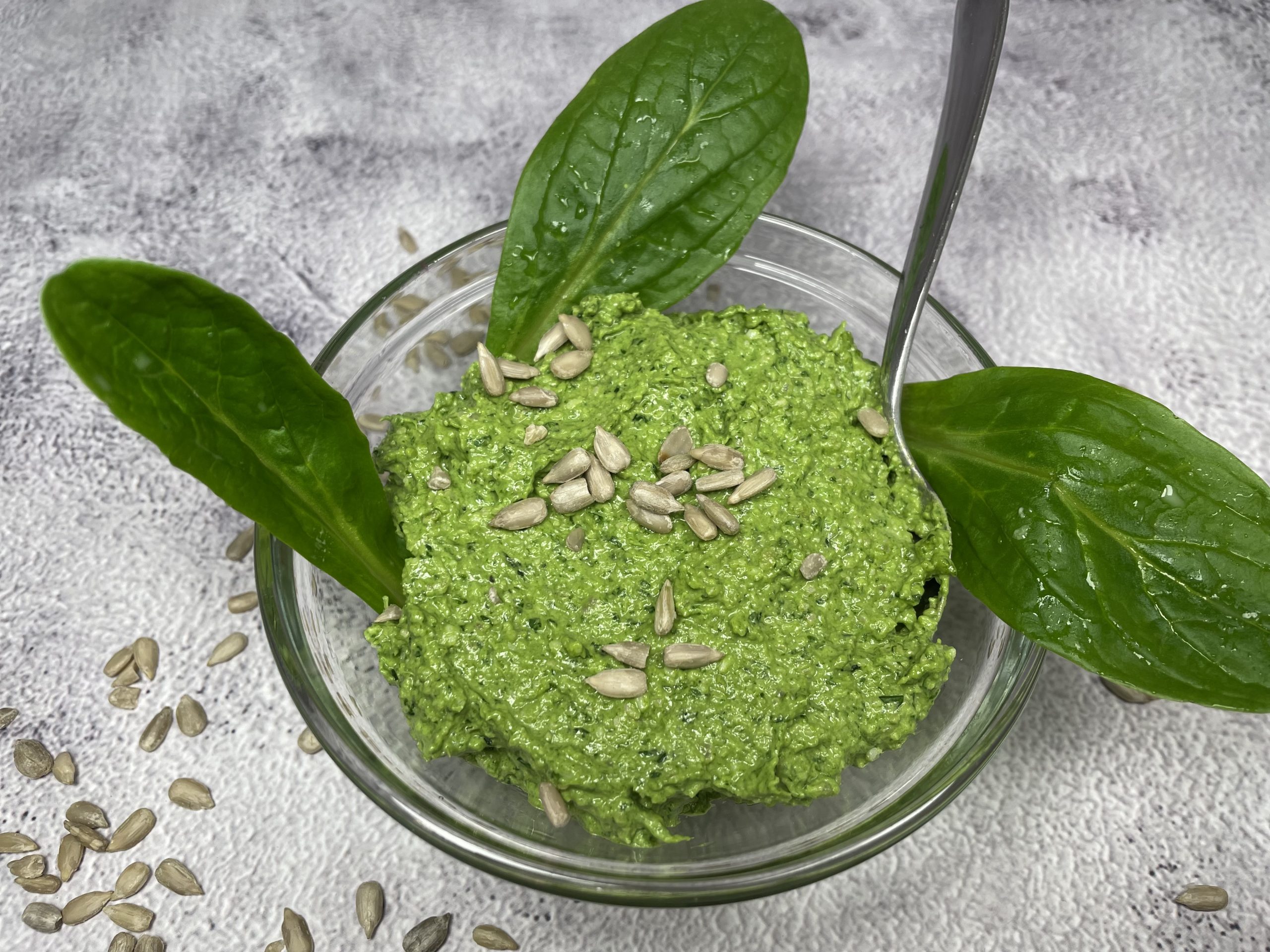 Feldsalat Pesto
