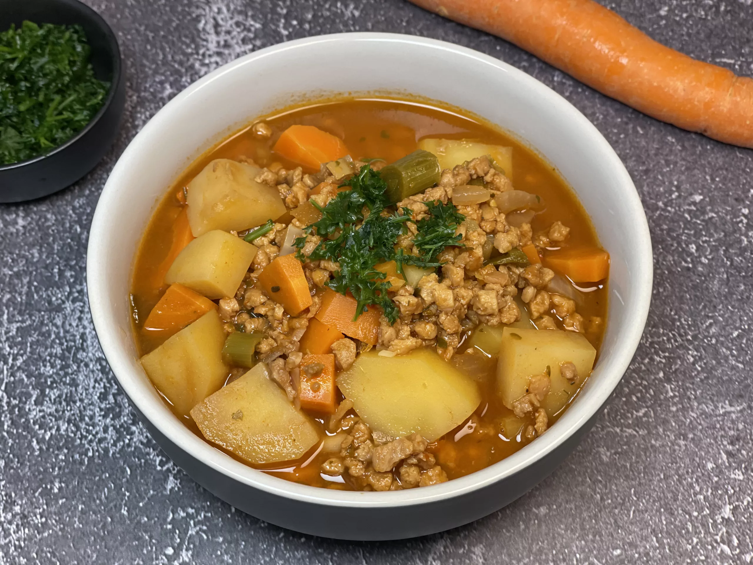 Vegane Gulaschsuppe